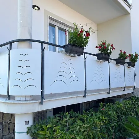 Pompeii's Treasures Bed and Breakfast 4*